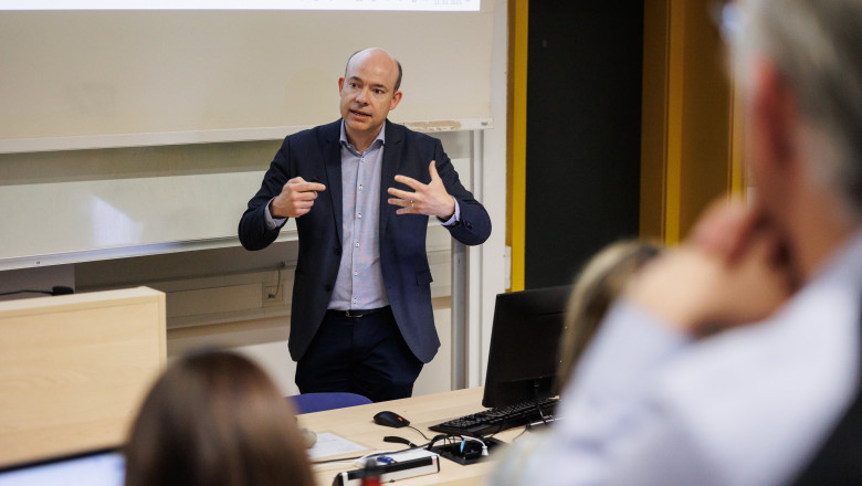 prof. dr. Philipp W. Stockhammer